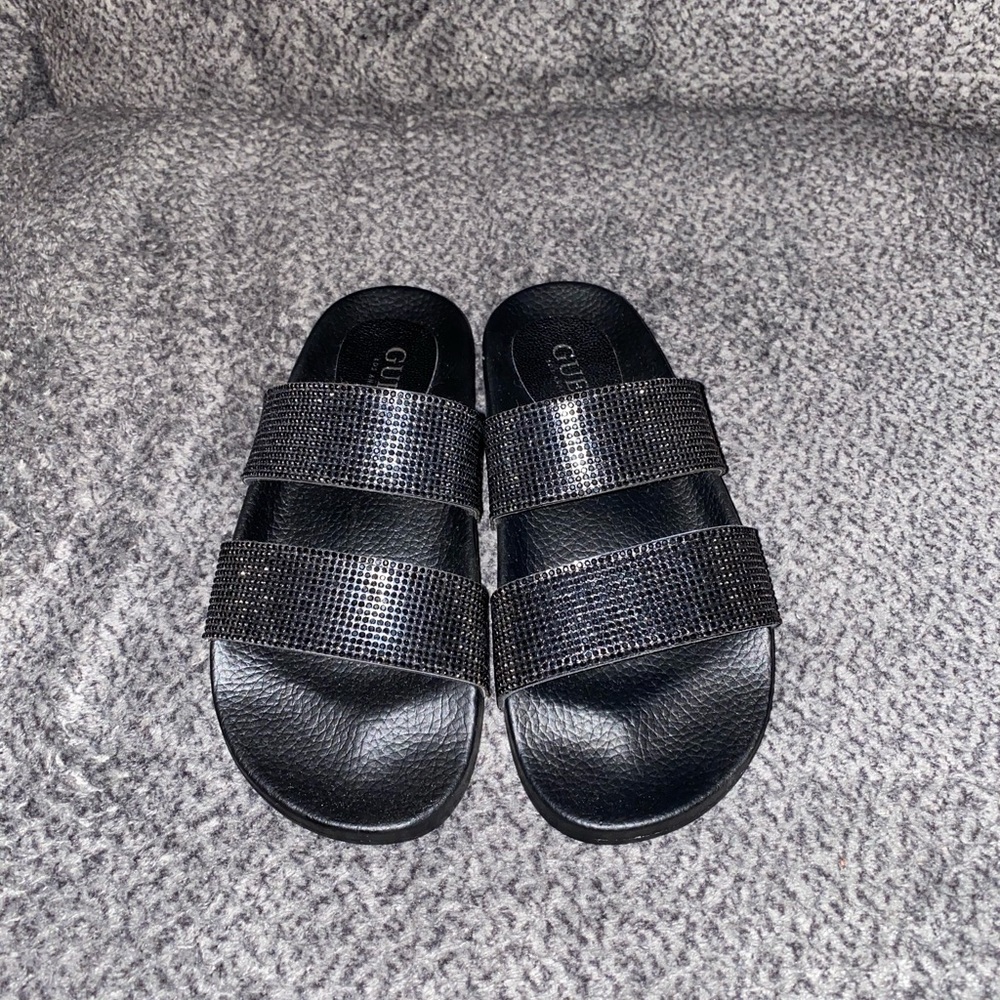 NWOT! GUESS Kamala black rhinestone sandals.